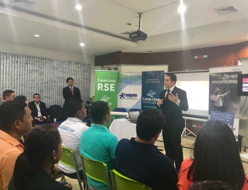 Jóvenes emprendedores reciben herramientas para impulsar el emprendimiento en Panamá